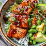 Honey Sriracha Salmon Bowls: A Sweet and Spicy Delight